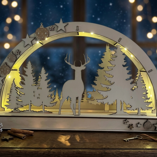 LED-Holz-Schwibbogen ‚Hirsch & Tannen‘